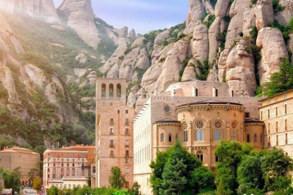 Montserrat nature & Spirituality 3